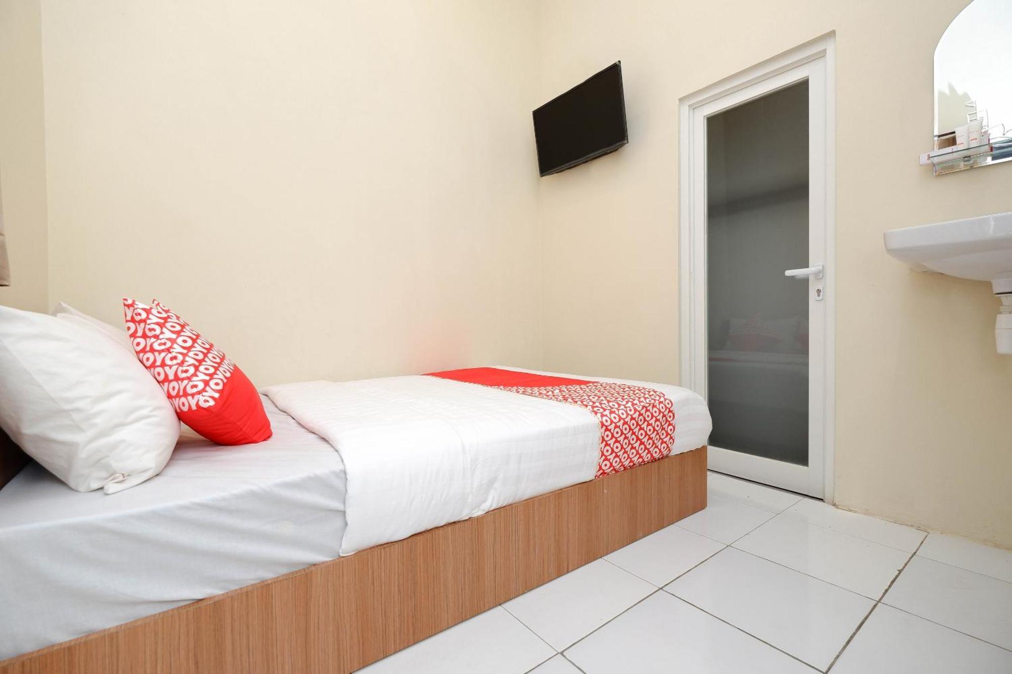 Unta Residence Semarang Extérieur photo