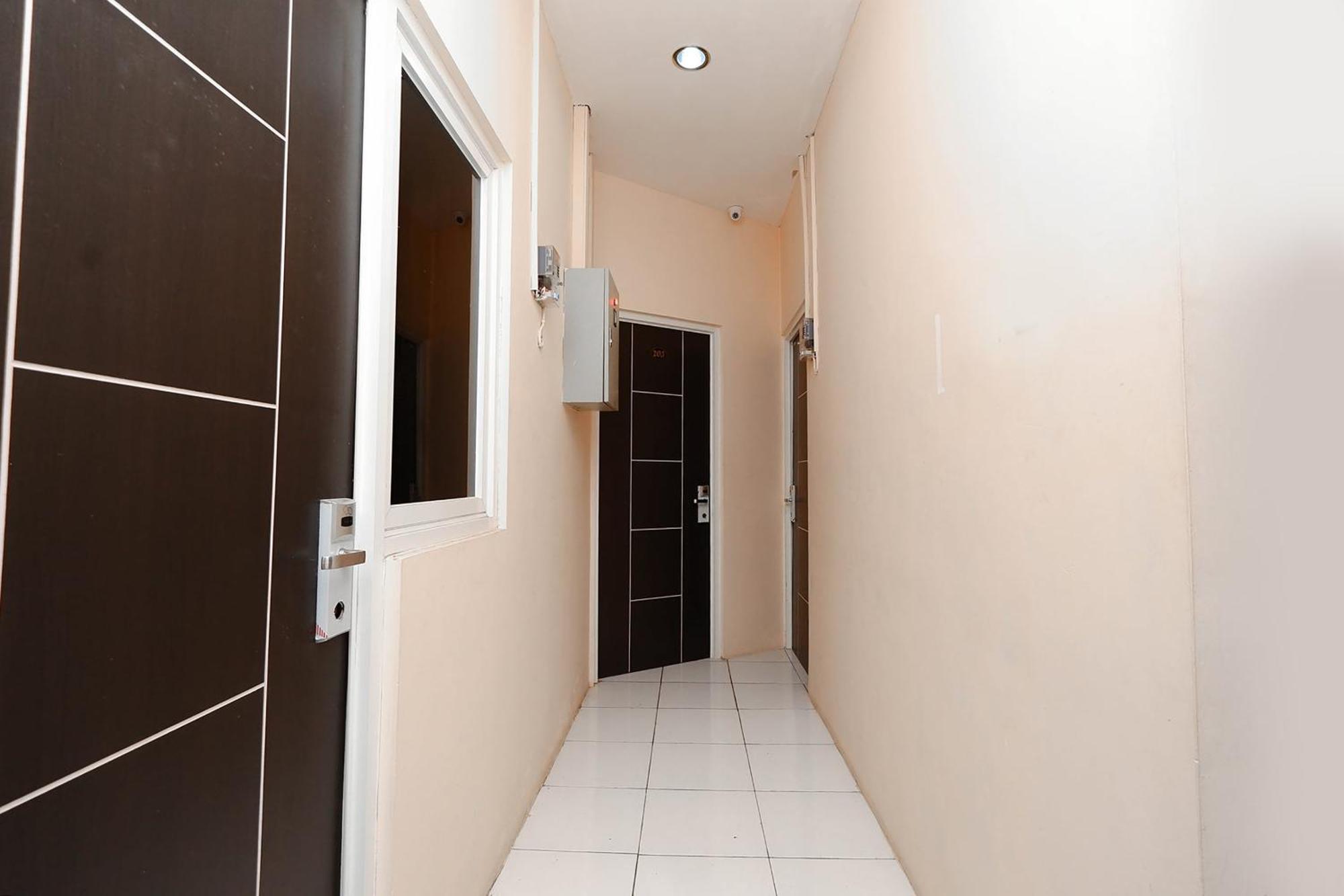 Unta Residence Semarang Extérieur photo