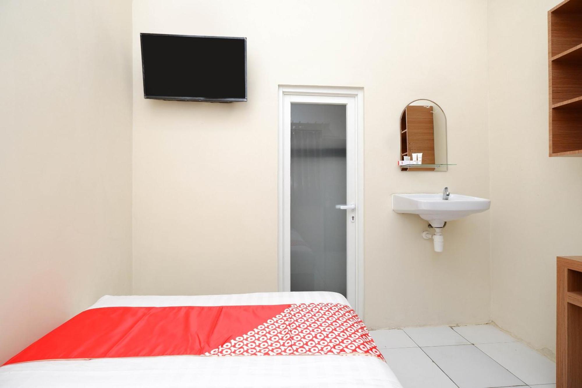 Unta Residence Semarang Extérieur photo