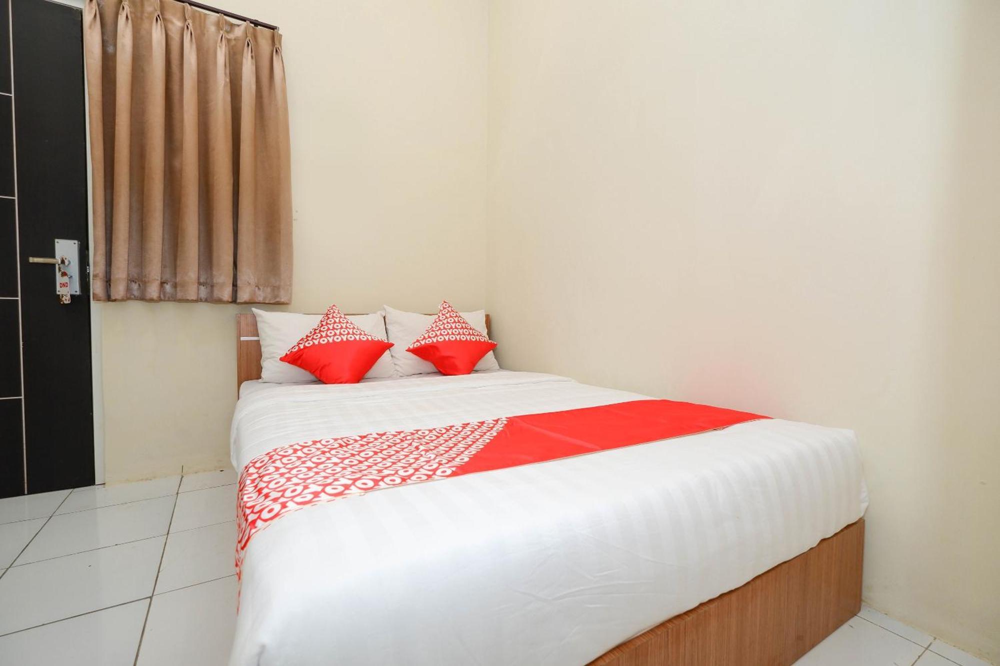 Unta Residence Semarang Extérieur photo