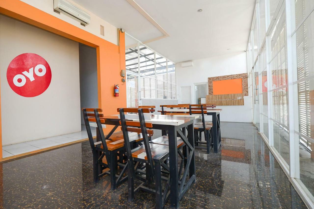 Unta Residence Semarang Extérieur photo